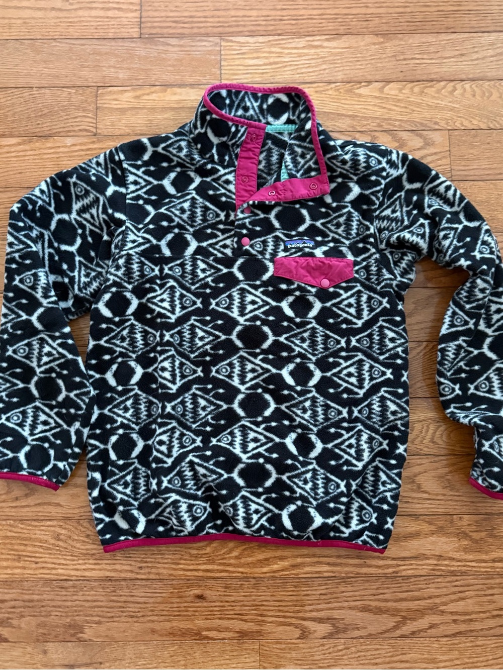 Patagonia Synchilla Snap-T Ikat Big Fish Print Fleece Pullover Womens Small